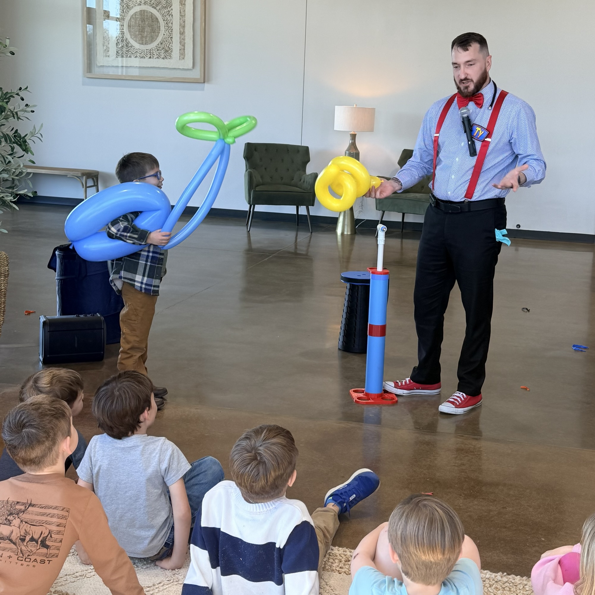 Ty making a Jet Pack in the Big Balloon Show